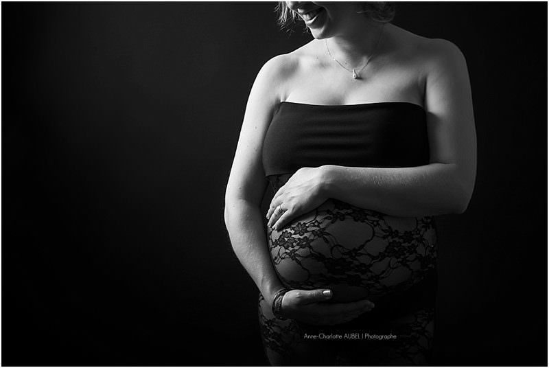 photos femme enceinte studio