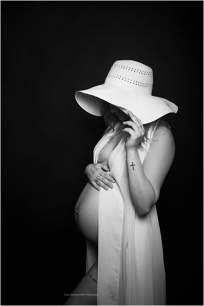 femme-enceinte-tatoutée